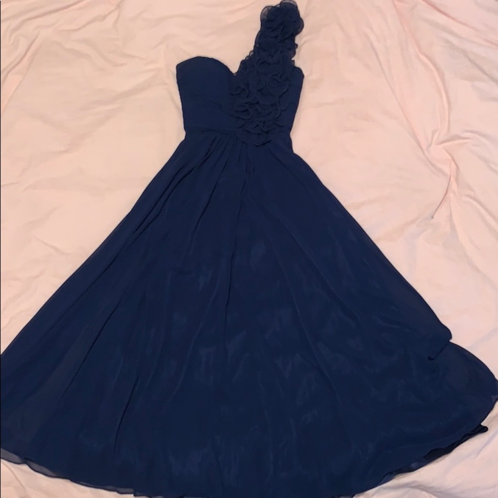 Long navy one-shouldered gown